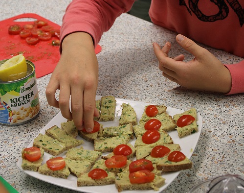 Projekt „Gesundes Pausenbrot“ an der Mittelschule Allershausen